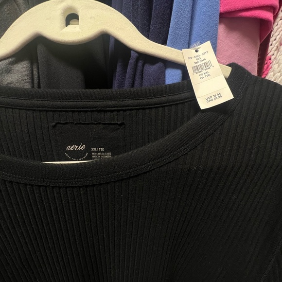 Black Aerie Ribbed Longsleeve - Picture 2 of 2